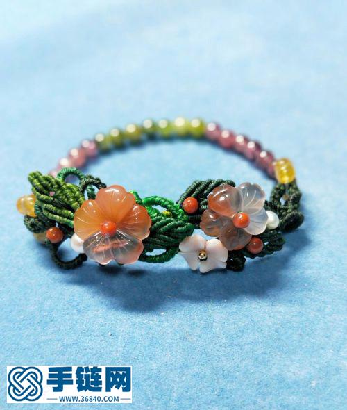 一個比較隨性的南紅花花手鏈