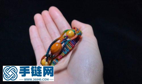 復(fù)古風(fēng)格的手繩（適合搭配黃金）