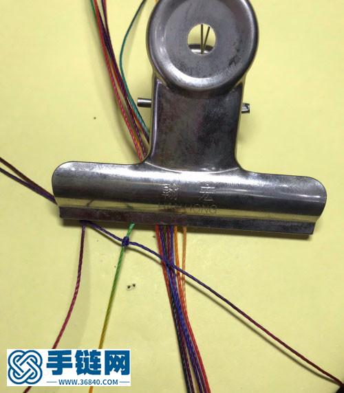 復(fù)古風(fēng)格的手繩（適合搭配黃金）