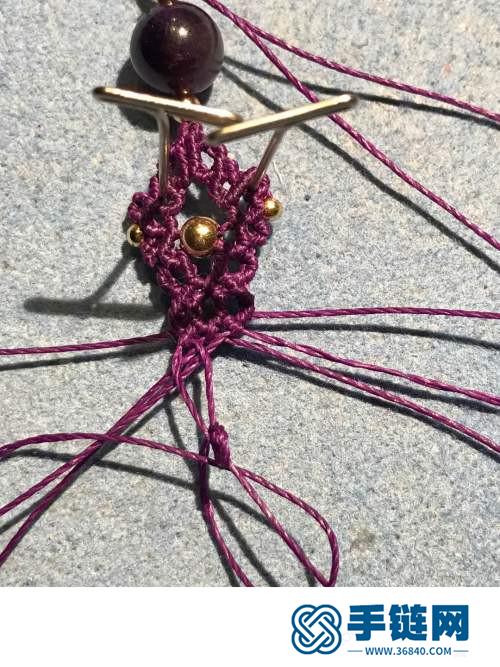 紅繩單珠耳環的詳細制作圖解