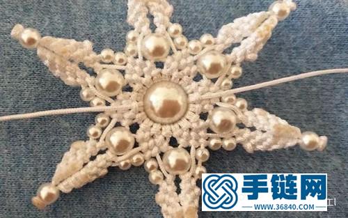 中國(guó)結(jié)五彩繽紛的雪花掛件的詳細(xì)編制步驟圖