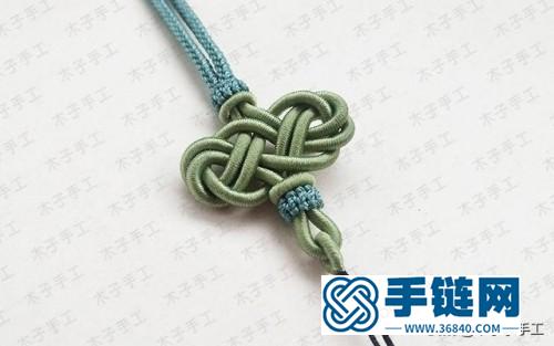 中國(guó)結(jié)花結(jié)項(xiàng)鏈繩的制作步驟圖