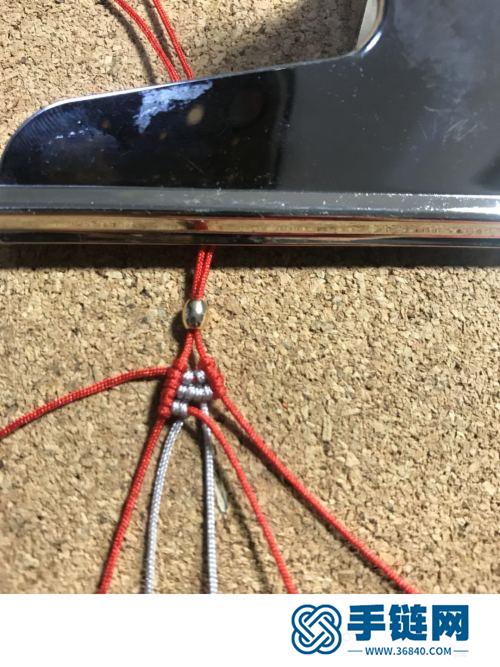 蝴蝶結水晶手鏈的詳細制作圖解