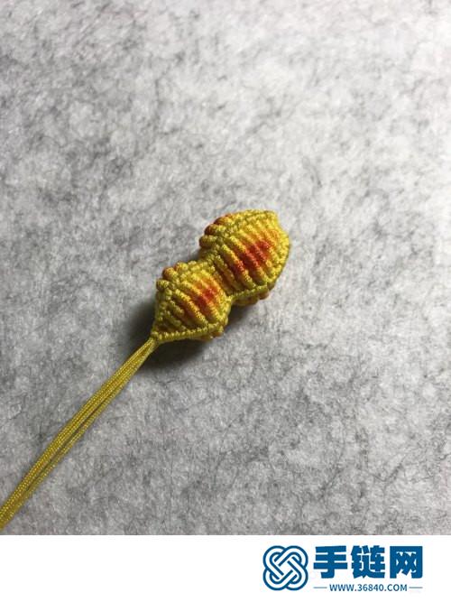 斜卷結(jié)立體串珠寶葫蘆掛件的詳細(xì)編制方法