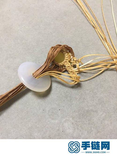 中國結(jié)玉線流蘇平安扣的詳細(xì)制作方法
