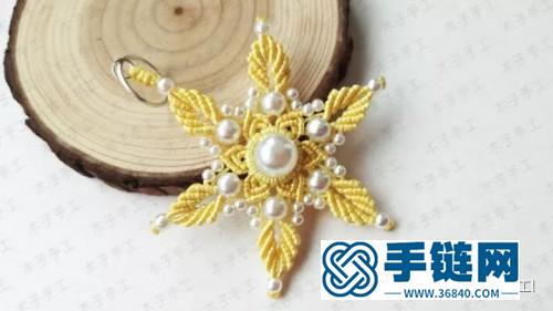 中國(guó)結(jié)五彩繽紛的雪花掛件的詳細(xì)編制步驟圖