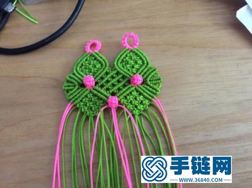 中國結玉線花邊寬手鐲的詳細編制教程
