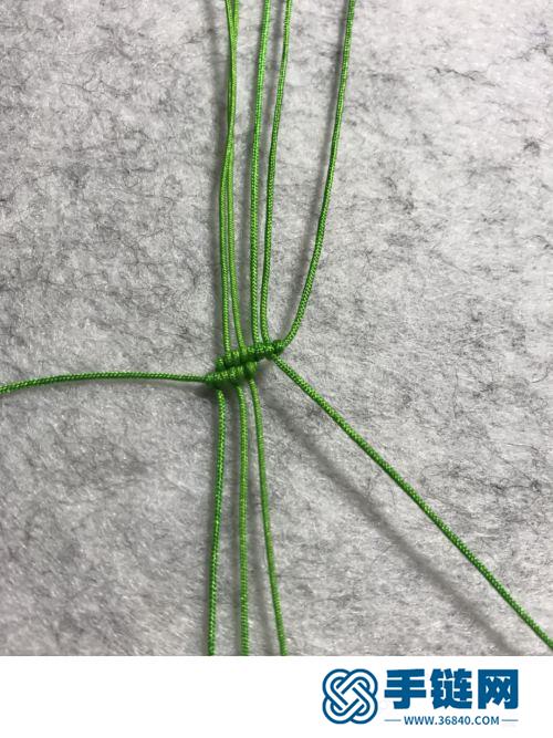 斜卷結(jié)立體串珠寶葫蘆掛件的詳細(xì)編制方法
