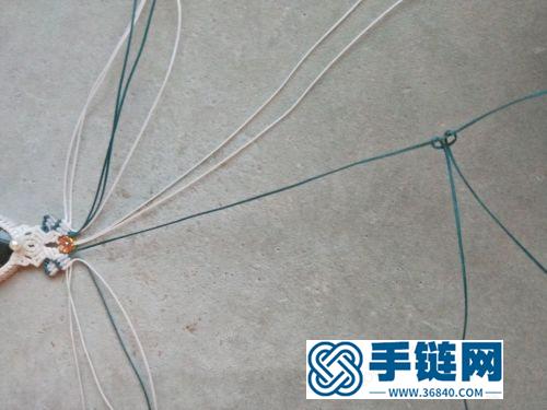 扁蠟包石項鏈吊墜的詳細編制方法