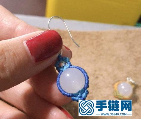 中國結扁蠟玉髓珠耳墜的編制方法