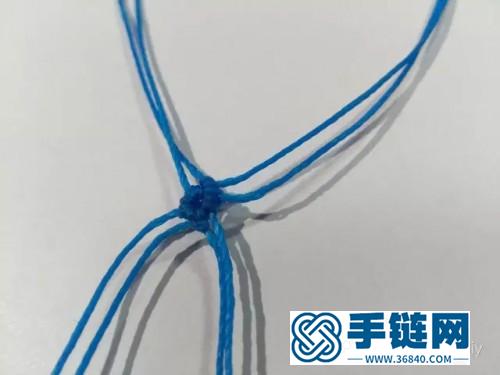 中國結青金石蠟線手繩的制作步驟