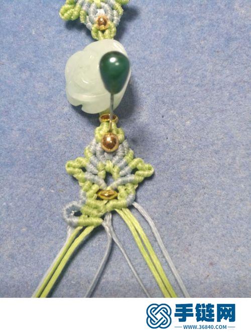 扁蠟翡翠小花手鏈的詳細制作圖解