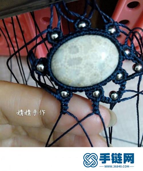 中國結圓蠟珊瑚玉項鏈的詳細編制方法