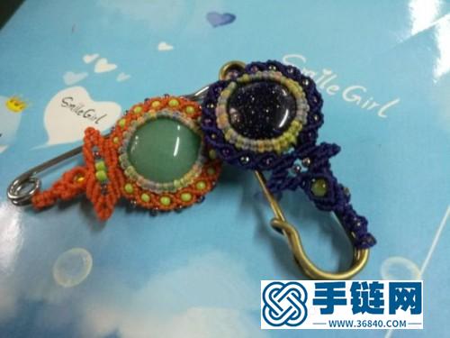 中國結蠟線向日葵胸針的編制方法