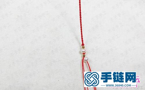 超細款珍珠紅繩手鏈的制作步驟圖