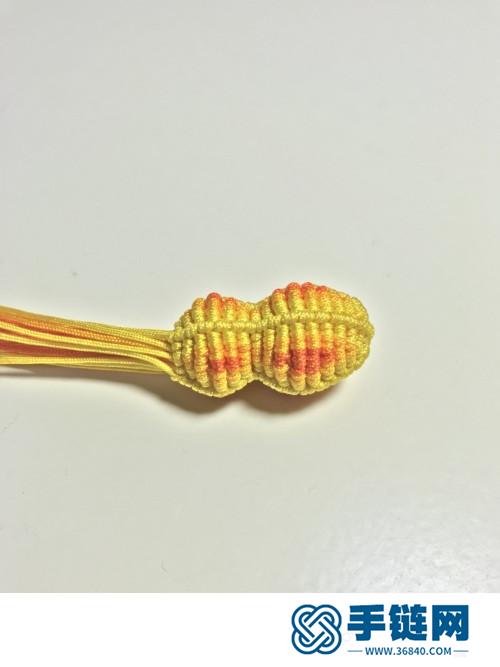 斜卷結(jié)立體串珠寶葫蘆掛件的詳細(xì)編制方法