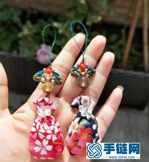 中國結蠟線南紅珠珍珠香包掛飾的詳細編制方法