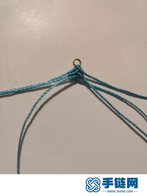 中國結(jié)孔雀藍(lán)股線耳環(huán)的制作方法