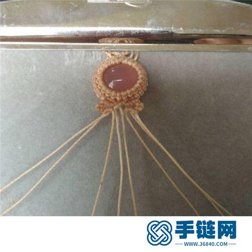 蠟線精美別致粉晶戒指的詳細(xì)編制方法