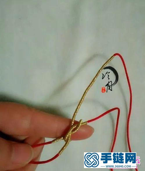 黃金吊墜寶寶手鏈的編制圖解