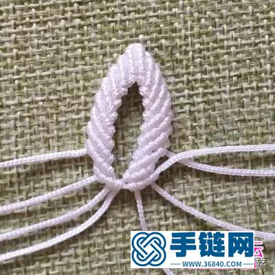 中國結飾品生如夏花胸針的編制教程
