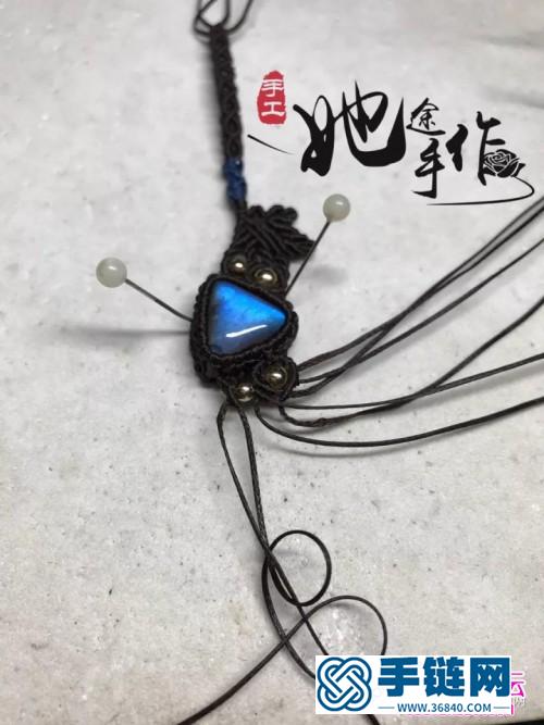 三角形拉長石包石手繩的詳細編織圖解