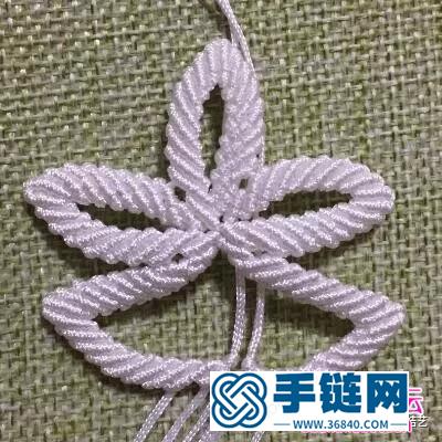 中國結飾品生如夏花胸針的編制教程