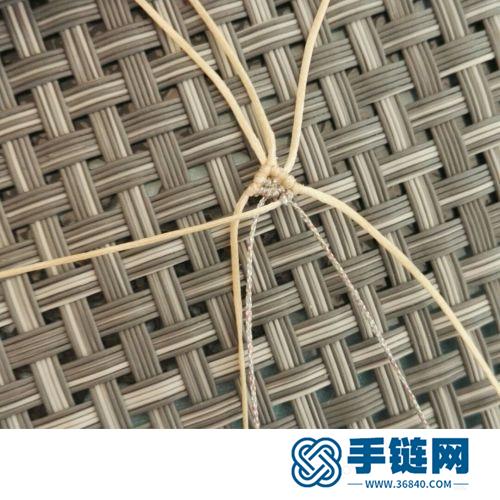 中國結扁蠟民族風串珠耳墜的編制方法