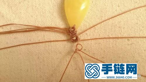 豎孔小蜜蠟項鏈吊墜的詳細編織教程