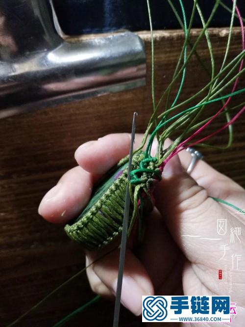繩編苓翠拼色包石項鏈吊墜的詳細編制教程