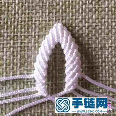 中國結飾品生如夏花胸針的編制教程