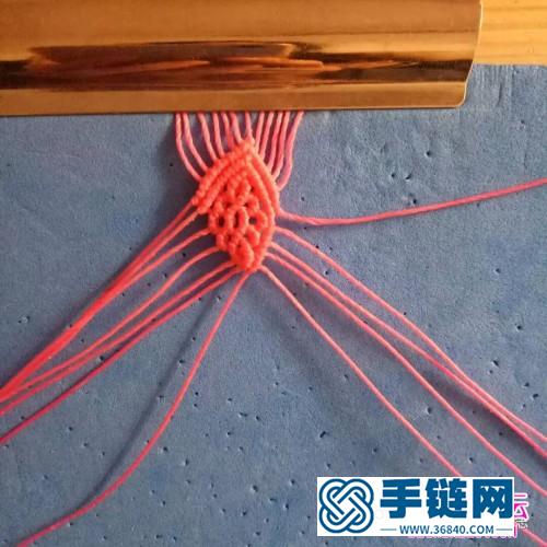 粉色系蠟線手繩的詳細(xì)編制教程