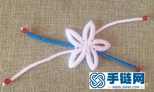 中國結飾品生如夏花胸針的編制教程