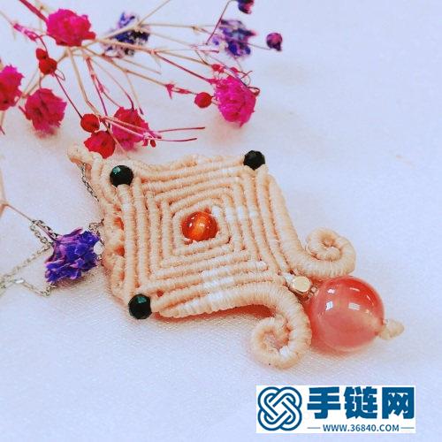 中國結扁蠟銀珠瑪瑙項鏈吊墜的詳細編制方法