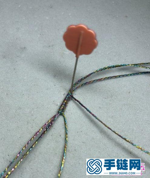 閃亮彩金線蠟繩繩編銀珠手鏈的編織教程