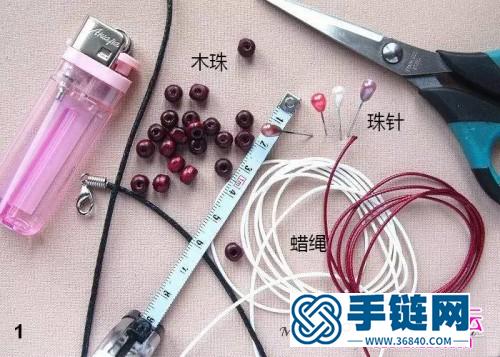 蠟繩、木珠編織制作的扇形掛飾