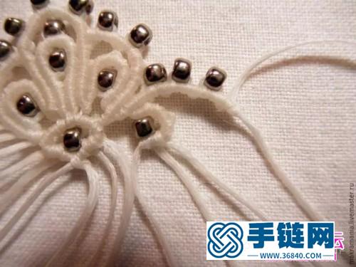 中國結編織純白串珠耳墜教程