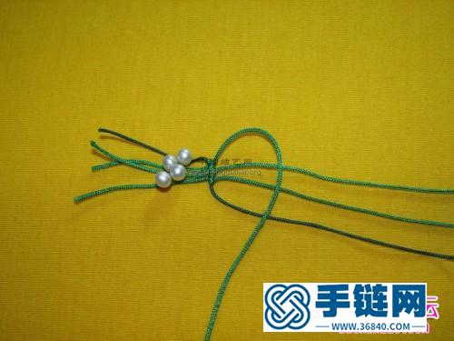 中國結小桃子掛飾的編織教程