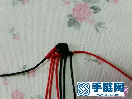 中國結蝴蝶胸針的編制方法步驟