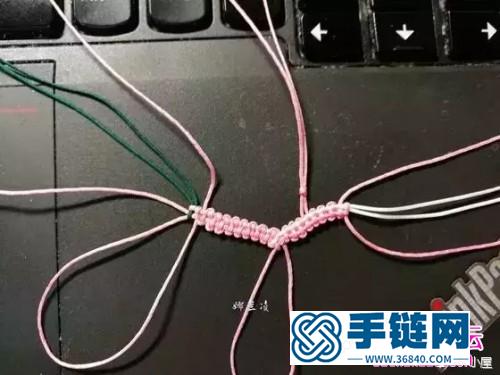 用繩編櫻花書簽的方法