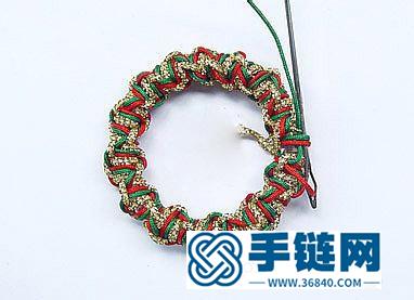 中國結編織制作的圣誕胸針圖解