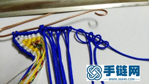 中國結(jié)編織的蝴蝶胸針圖片，有編法教程