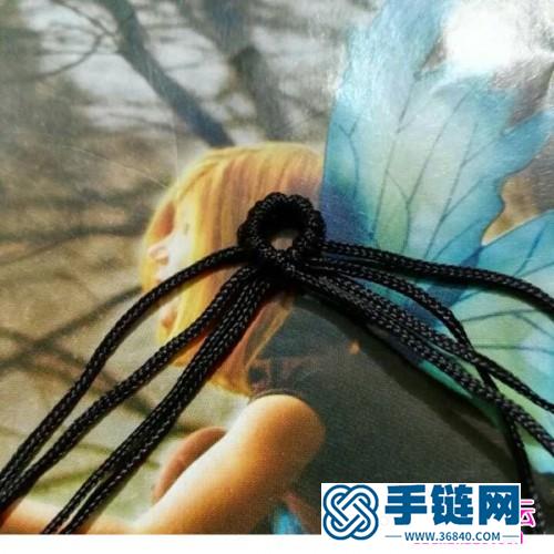 中國結編織愛心天使手鏈圖解