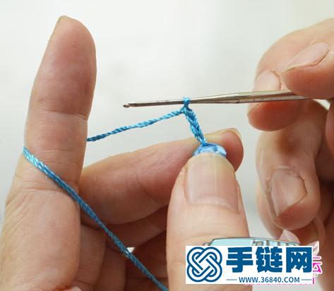 中國結紐扣結變身花苞手鏈的詳細制作教程