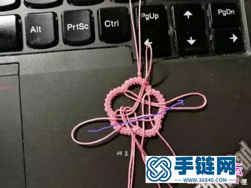 用繩編櫻花書簽的方法