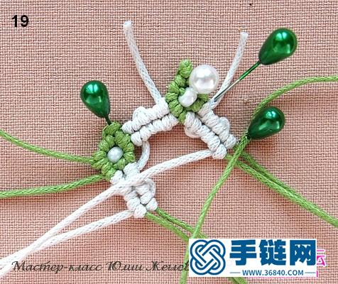 繩和串珠編綠色和白色耳環的方法