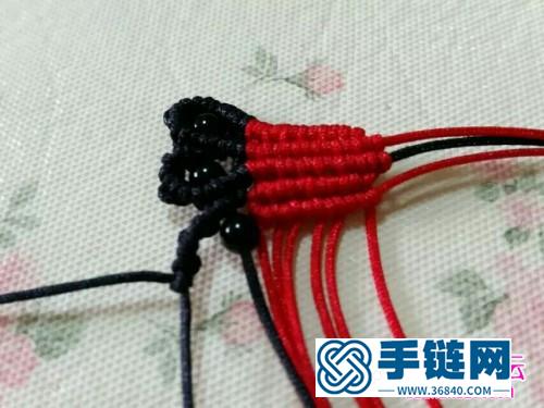 中國結蝴蝶胸針的編制方法步驟