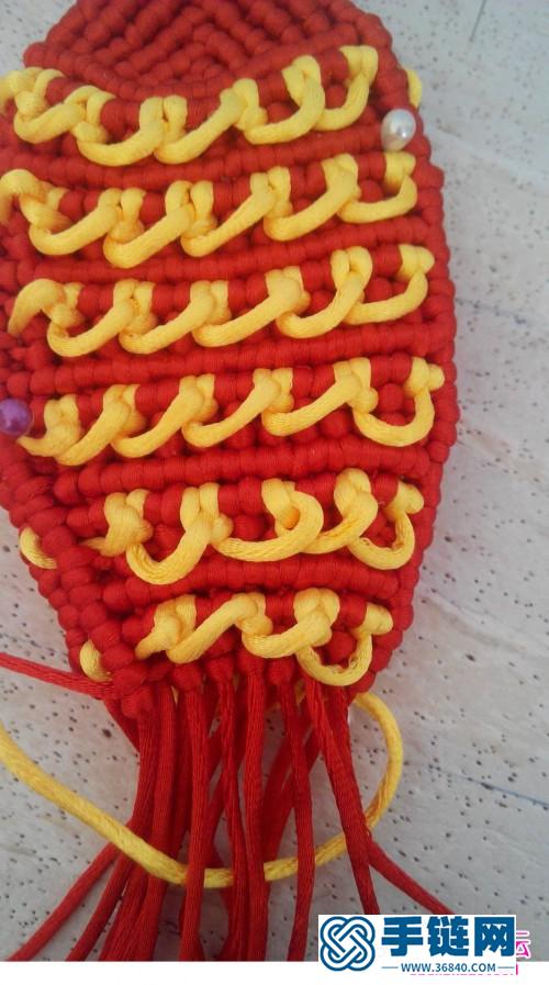 中國結鯉魚擺件掛件的制作方法