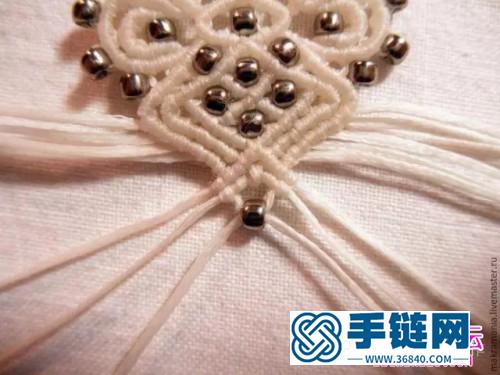 中國結編織純白串珠耳墜教程