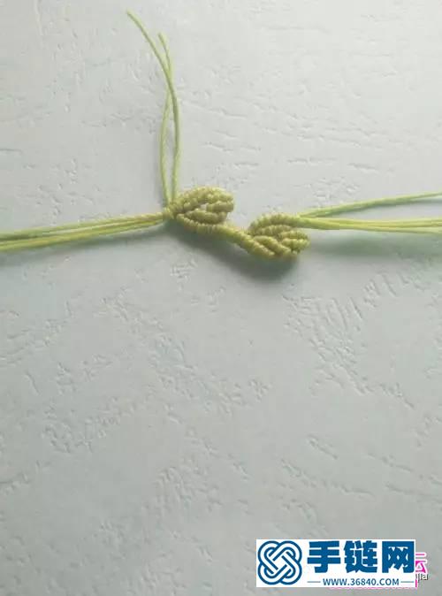 南美蠟線編織制作的腕上青藤手鏈教程